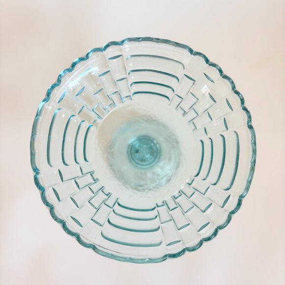 Jeannette Iridescent Louisa Blue Footed Compote – Vintage Fruit Bowl | 1957 - Picture 5 of 6